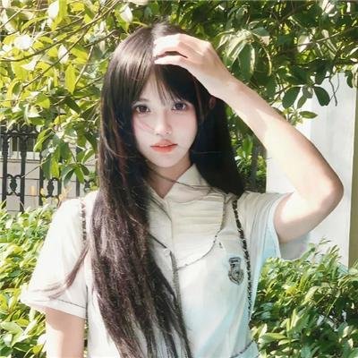飘动的红丝带